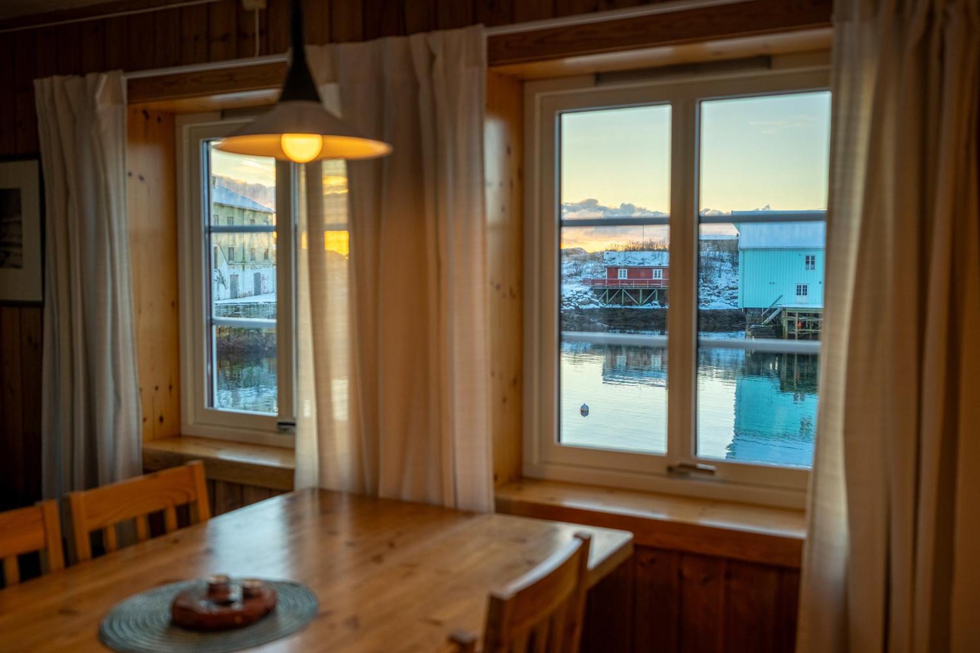 Henningsvær Rorbuer Hotel Eksteriør billede