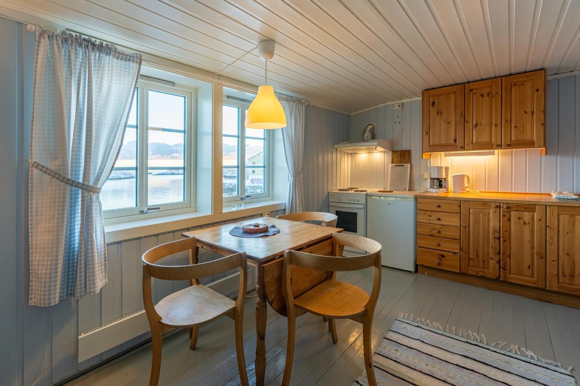 Henningsvær Rorbuer Hotel Eksteriør billede