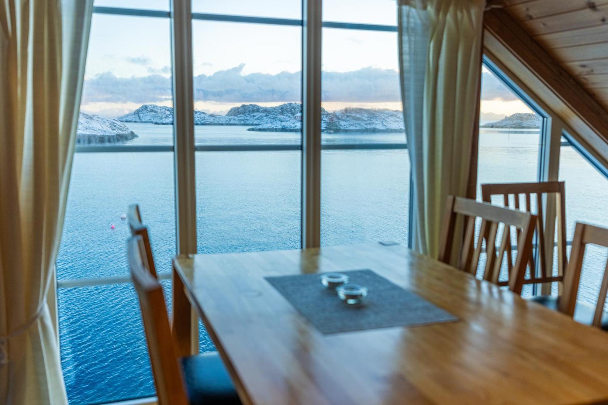 Henningsvær Rorbuer Hotel Eksteriør billede