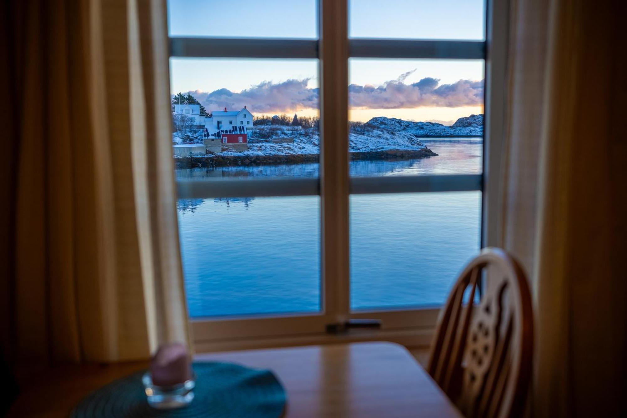 Henningsvær Rorbuer Hotel Eksteriør billede